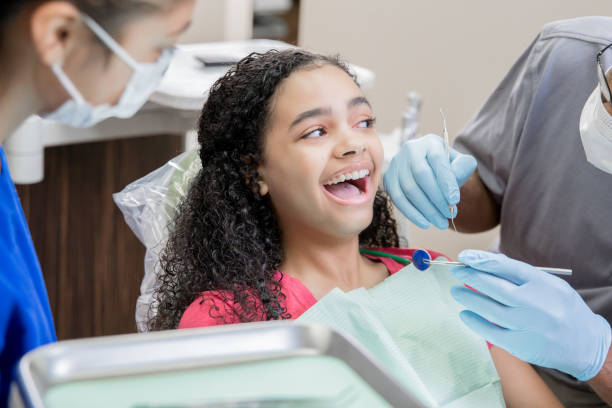 Best Emergency Dental Extractions in Clendon, AR