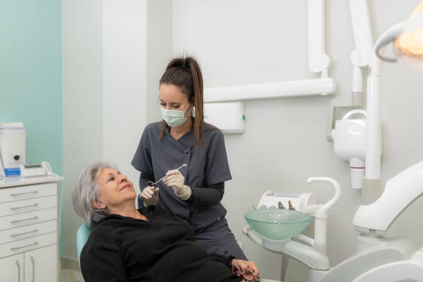 Best Emergency Dentist for Knocked-Out Tooth in Clendon, AR